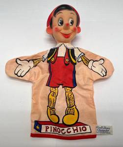 lot 199 image: 1960s Gund Walt Disney Production Pinocchio Hand Puppet (VERY CLEAN)