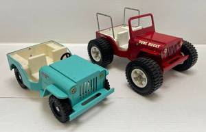 lot 211 image: 1970s Tonkas 1 Dune Buggy (CLEAN) 1 Jeep (Missing Windshield)