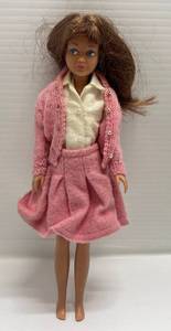 lot 259 image: 1963 Barbie (Skipper) Brunette Hair Blue Eyes (VERY CLEAN) (Arms & Legs Are Good)