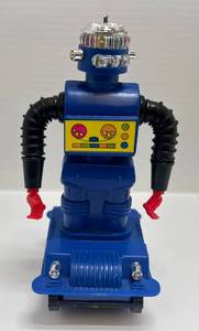 lot 302 image: 1960s Durham Wind Up Robot (Works)