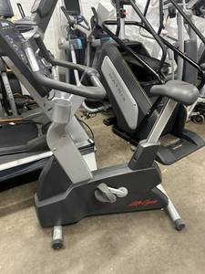 Commercial Life Fitness Upright bike