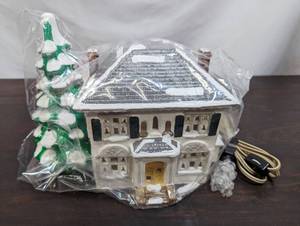 Department 56 Snow Village River Road House