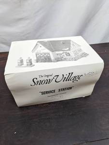 Department 56 Snow Village Service Station