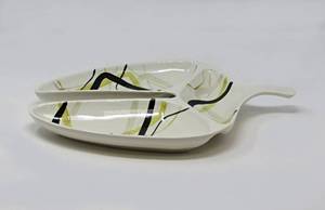 lot 12 image: MCM Vintage 1955 Red Wing smart set  3 compartment relish tray