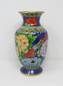 lot 54 image: 1 Cloisonne 10 Vase  enamel covered trinket box  enamel bowl