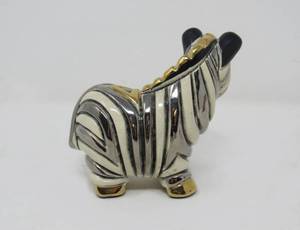 lot 72 image: Zebra--Artesaria Rinconada  silver Anniversary series ceramic by Uruguayan Artist