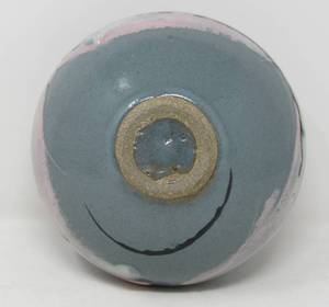 lot 86 image: Studio pottery weed pot Vase