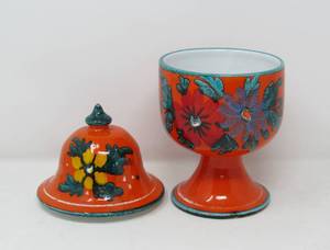 lot 87 image: Italian Ceramic Floral ginger jar with lid