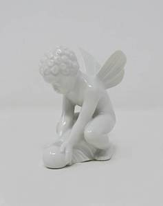lot 104 image: 1 Bing and Grondal and 2 Dahl Jensen,  Angel figurines