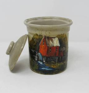 lot 118 image: Monmouth Farm Crock with lid