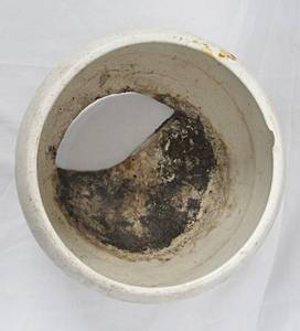 lot 149 image: The Gainey ceramic group  Artisan Ceramic Planter with Artist signature