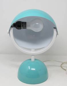 lot 151 image: Gizmo Lamp in aqua blue