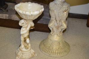 lot 26 image: 2ct Decorative Cherub Side TableBowl
