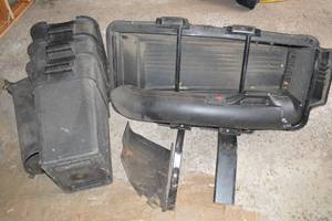 lot 121 image: Craftsman Riding Mower Accessories