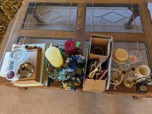 lot 62 image: All Decorations on Table - See Pictures