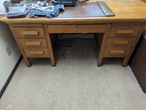 lot 96 image: Desk and Chair - DOES NOT INCLUDE CONTENTS