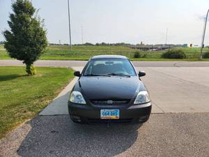 lot 3 image: 2003 Kia Rio