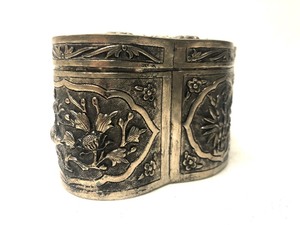 Ornate Antique Signed Chinese Silver Box