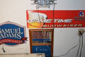 lot 25 image: 3 Bar Signs - See Pictures