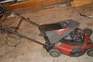 lot 6 image: Toro SR4 Super Recycler Lawn Mower