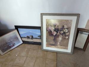 lot 68 image: 4 Pieces of Wall Art - See Pictures