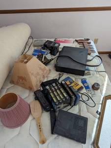 lot 76 image: Contents of Bed - DOES NOT INCLUDE BED