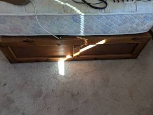 lot 79 image: Queen Bed Frame and Bed