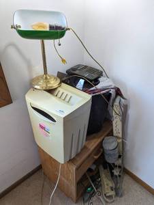 lot 91 image: End table and office supply combo - You get everything in the picture
