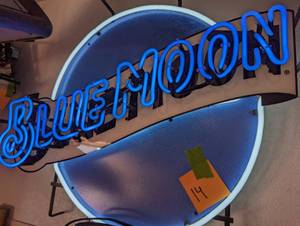 lot 14 image: Blue Moon Neon Sign - TESTED WORKS