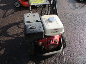 Pressure Washer - Needs Pump