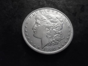 lot 30 image: 1900 Morgan Silver Dollar