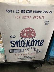 lot 55 image: SNOCONE CUPS