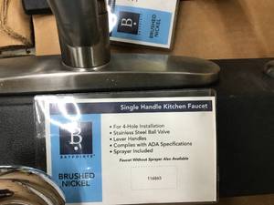 lot 141 image: SINGLE HANDLE KITCHEN FAUCET