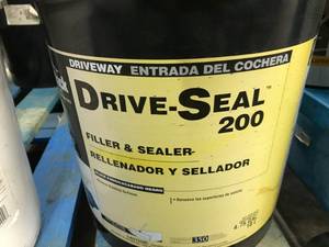 lot 195 image: BLACK JACK DRIVE SEAL 200