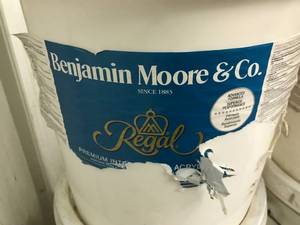 lot 223 image: BENJAMIN MOORE INTERIOR ACRYLIC PAINT