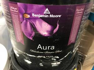 lot 234 image: BENJAMIN MOORE AURA MATTE FINISH