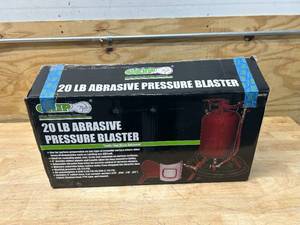 GRIP 20 LB Abrasive Pressure Blaster