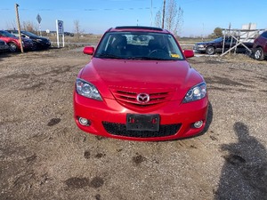lot 2 image: 2005 Mazda Mazda 3 S Low Miles