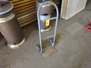 lot 76 image: 2-Wheel Hand Truck...