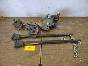 lot 79 image: Reese Equalizer Hitch...