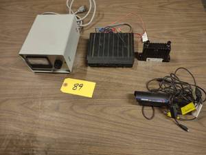 lot 89 image: Assorted electronics...