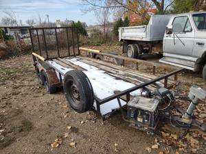 lot 45 image: 2000 Homemade Trailer