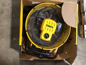 DEWALT 18 in. Yellow 3-Speed Heavy-Duty Drum Fan with 6 ft. Power Cord Customer Returns See Pictures