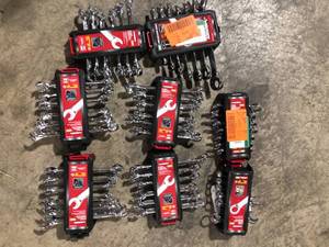 Lot of Husky Stubby MM Combination Wrench Set (7-Piece)   Customer Returns See Pictures