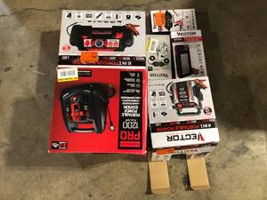 Lot of Assorted Portable Power Stations Various Models and Sizes   Customer Returns See Pictures
