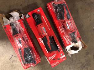 Lot of 3 Milwaukee M12 12V Lithium-Ion Cordless 14 in. Hex Screwdriver Kit with Two 1.5Ah Batteries, Charger and Tool Bag  Customer Returns See Pictures