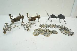 lot 9 image: Metal Art