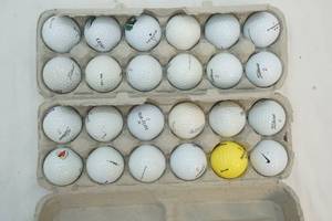 lot 25 image: 2 Dozen Used Golf Balls