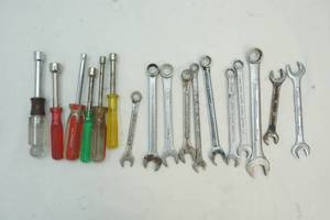lot 30 image: Set of Nut Runners & Variety of Wrenches