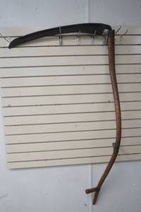 lot 42 image: Vintage Scythe